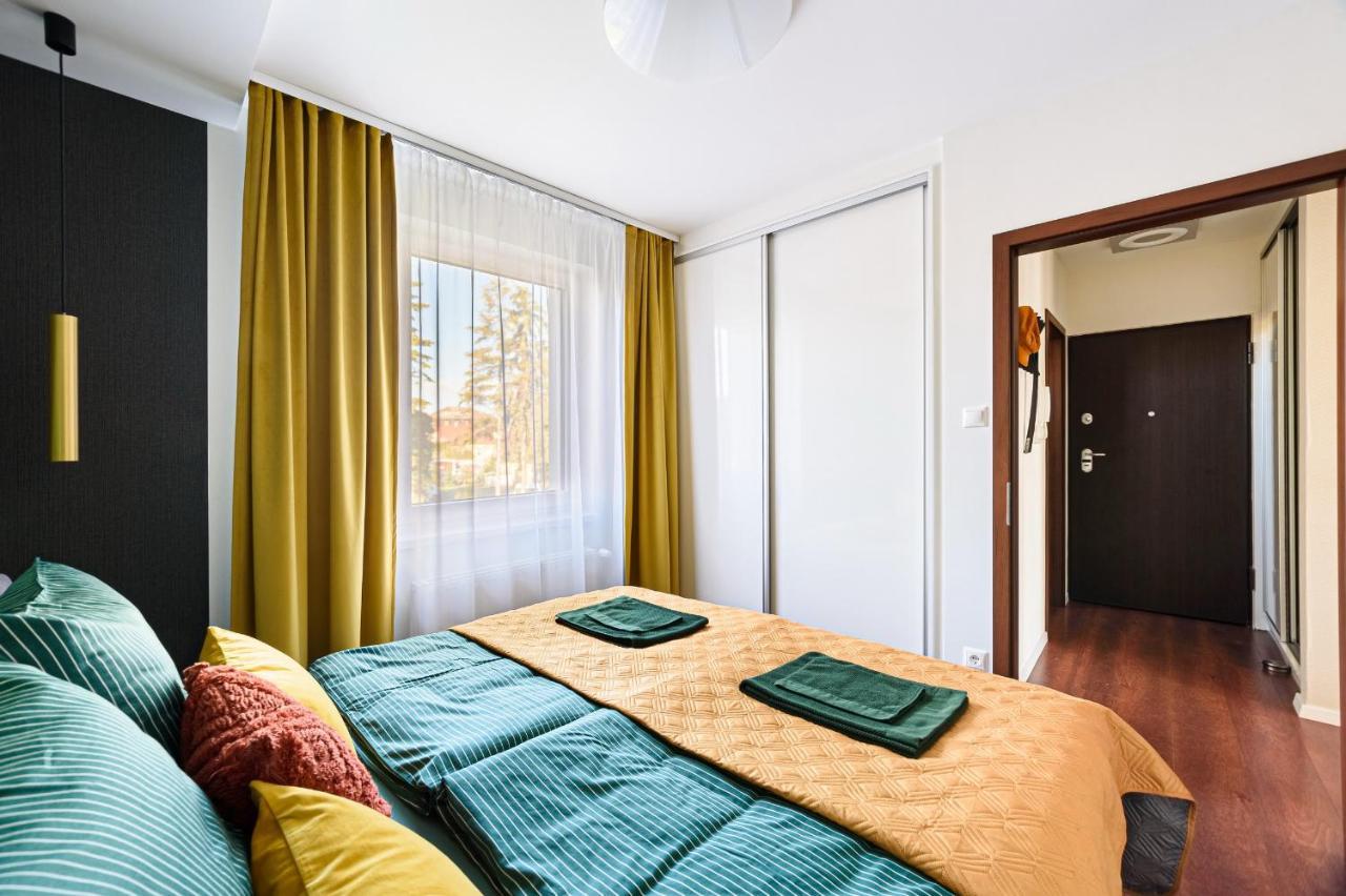 Hid19 Apartman Gyor Belvaros-Free Parking-Terrace Az Rq Vizi Elmenypark Es Gyogyfuerdonel Exterior foto